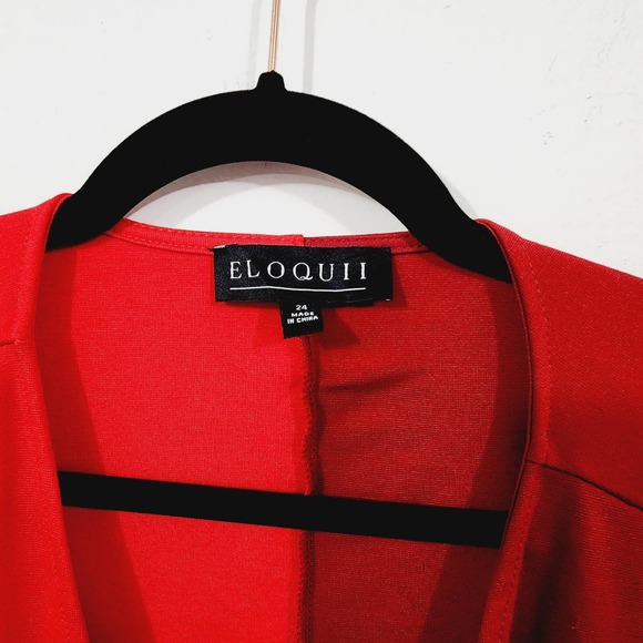 ELOQUII Colorblock Wrap Top Red Goji Berry Stretch Knit NWT Womens Size Plus 24W - Picture 5 of 14